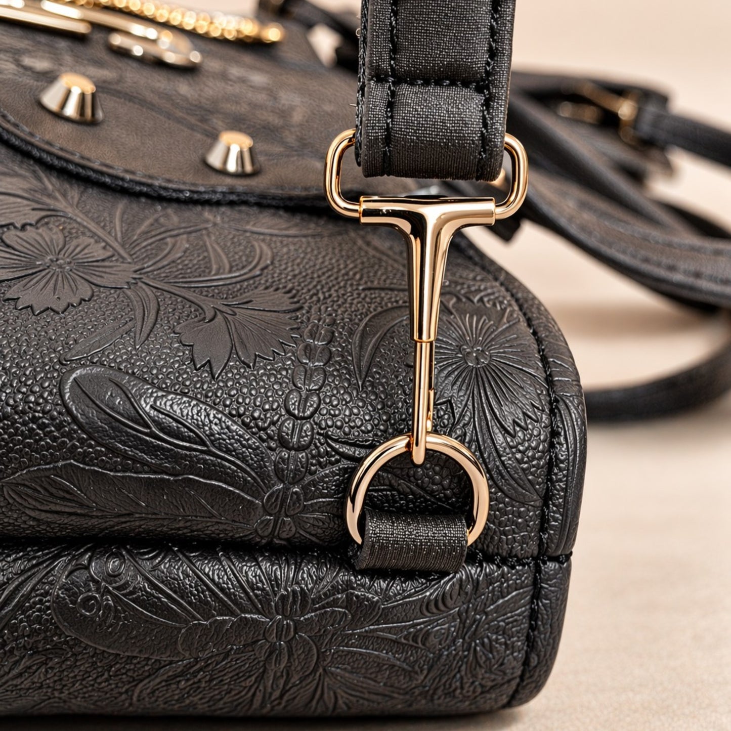 Signature Embossed Carry Set